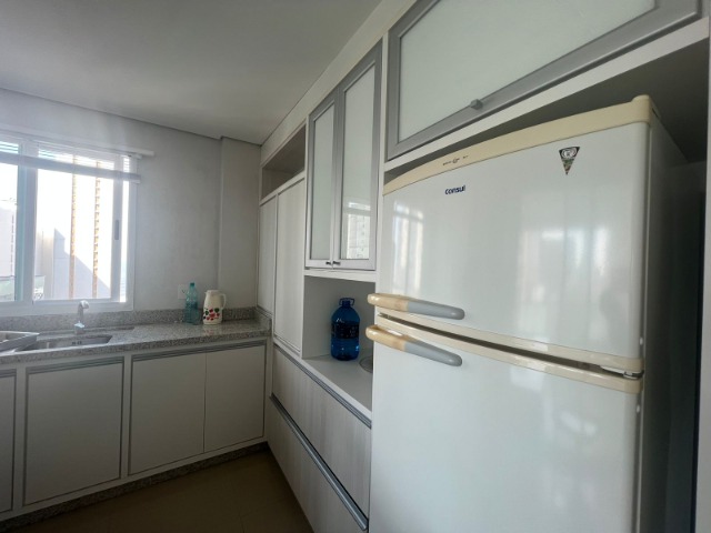 Apartamento à venda com 3 quartos, 120m² - Foto 29