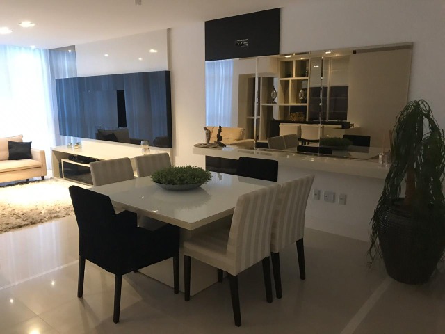 Apartamento à venda com 3 quartos, 132m² - Foto 1