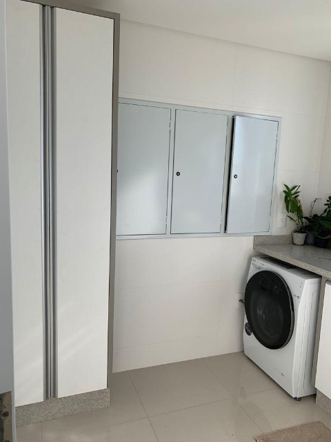 Apartamento à venda com 3 quartos, 140m² - Foto 14