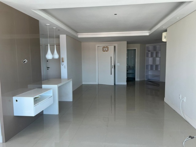 Apartamento à venda com 3 quartos, 170m² - Foto 13