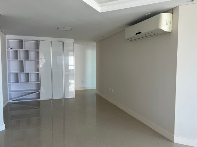 Apartamento à venda com 3 quartos, 170m² - Foto 44