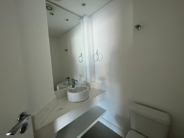 Apartamento à venda com 3 quartos, 170m² - Foto 22