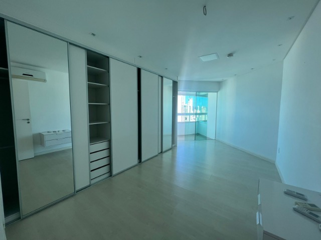 Apartamento à venda com 3 quartos, 170m² - Foto 27