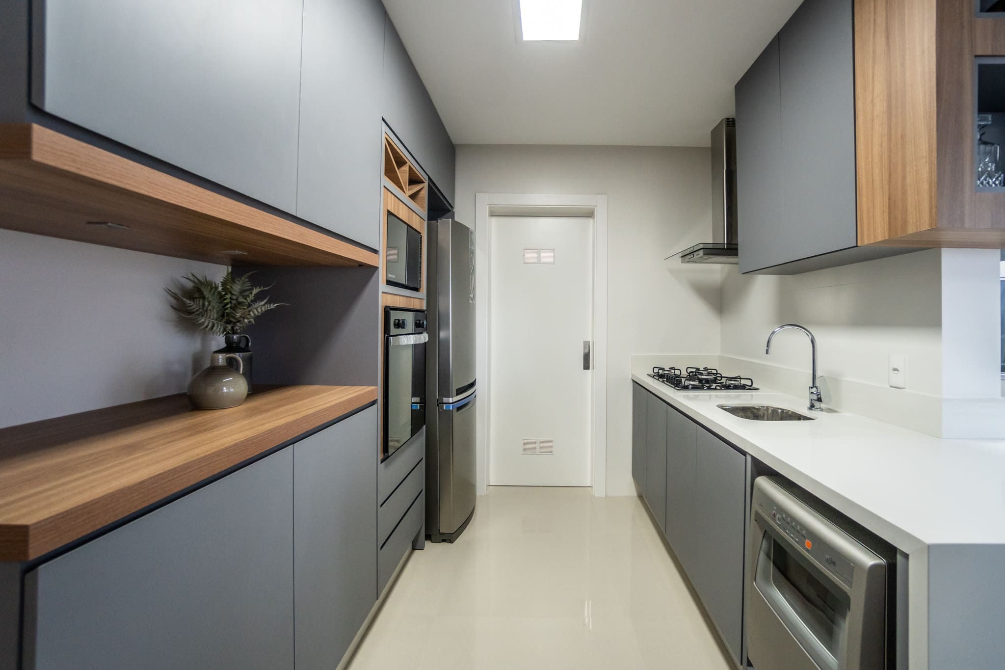 Apartamento à venda com 4 quartos, 150m² - Foto 10