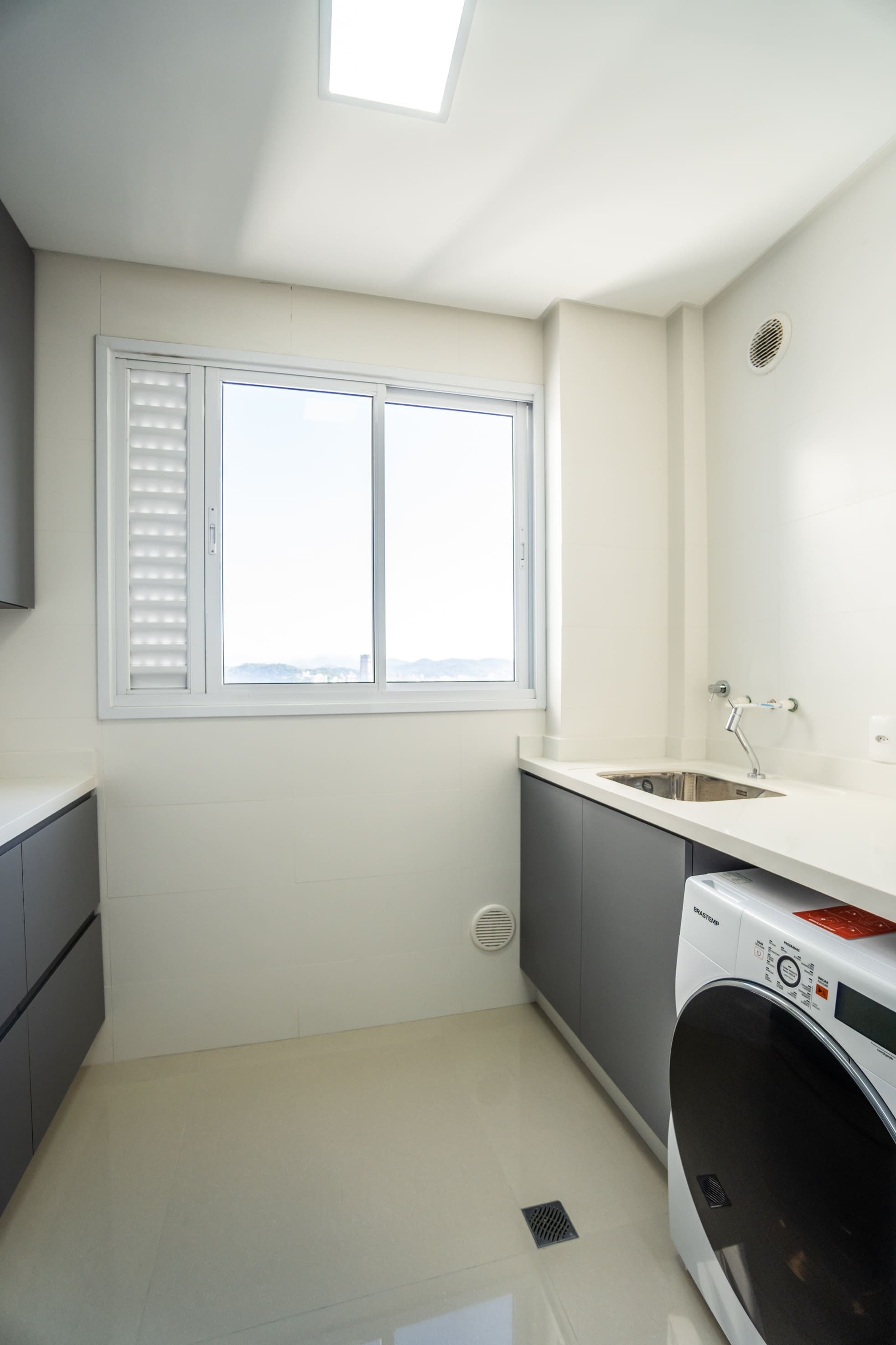 Apartamento à venda com 4 quartos, 150m² - Foto 11