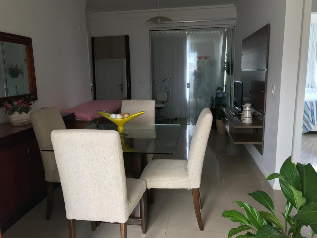 Apartamento à venda com 2 quartos, 66m² - Foto 3