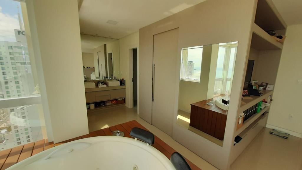 Cobertura à venda com 4 quartos, 261m² - Foto 11