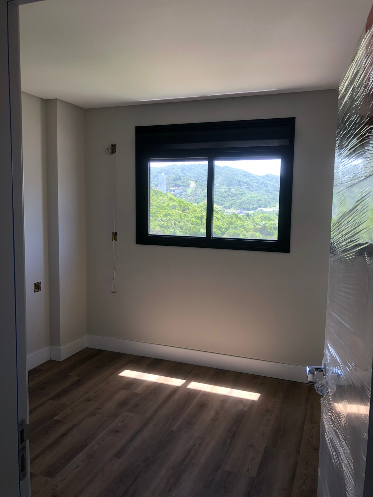 Apartamento à venda com 3 quartos, 113m² - Foto 6