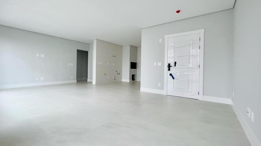 Apartamento à venda com 4 quartos, 132m² - Foto 4