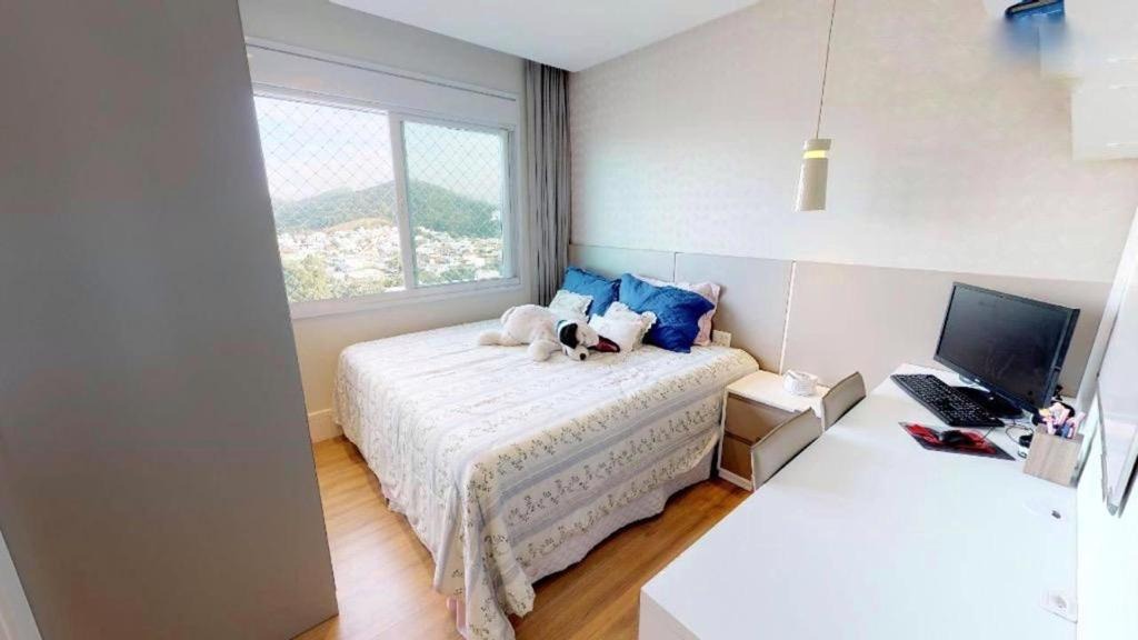 Apartamento à venda com 3 quartos, 137m² - Foto 13