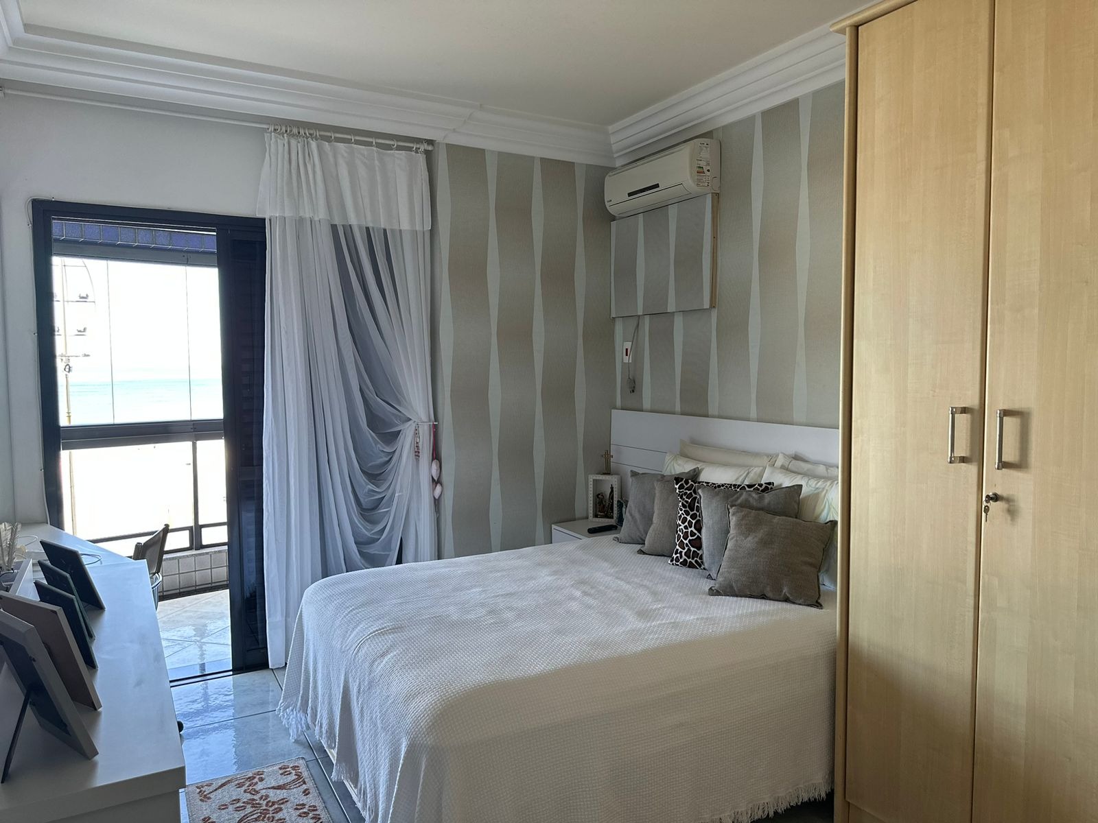 Apartamento à venda com 3 quartos, 230m² - Foto 6