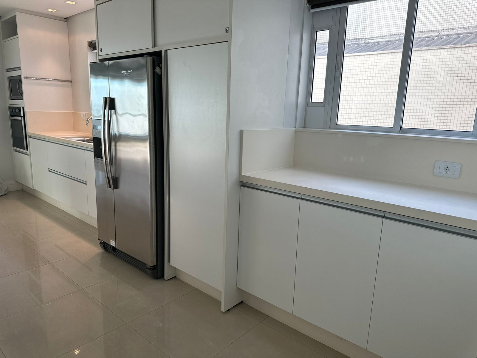 Apartamento à venda e aluguel com 3 quartos, 230m² - Foto 8