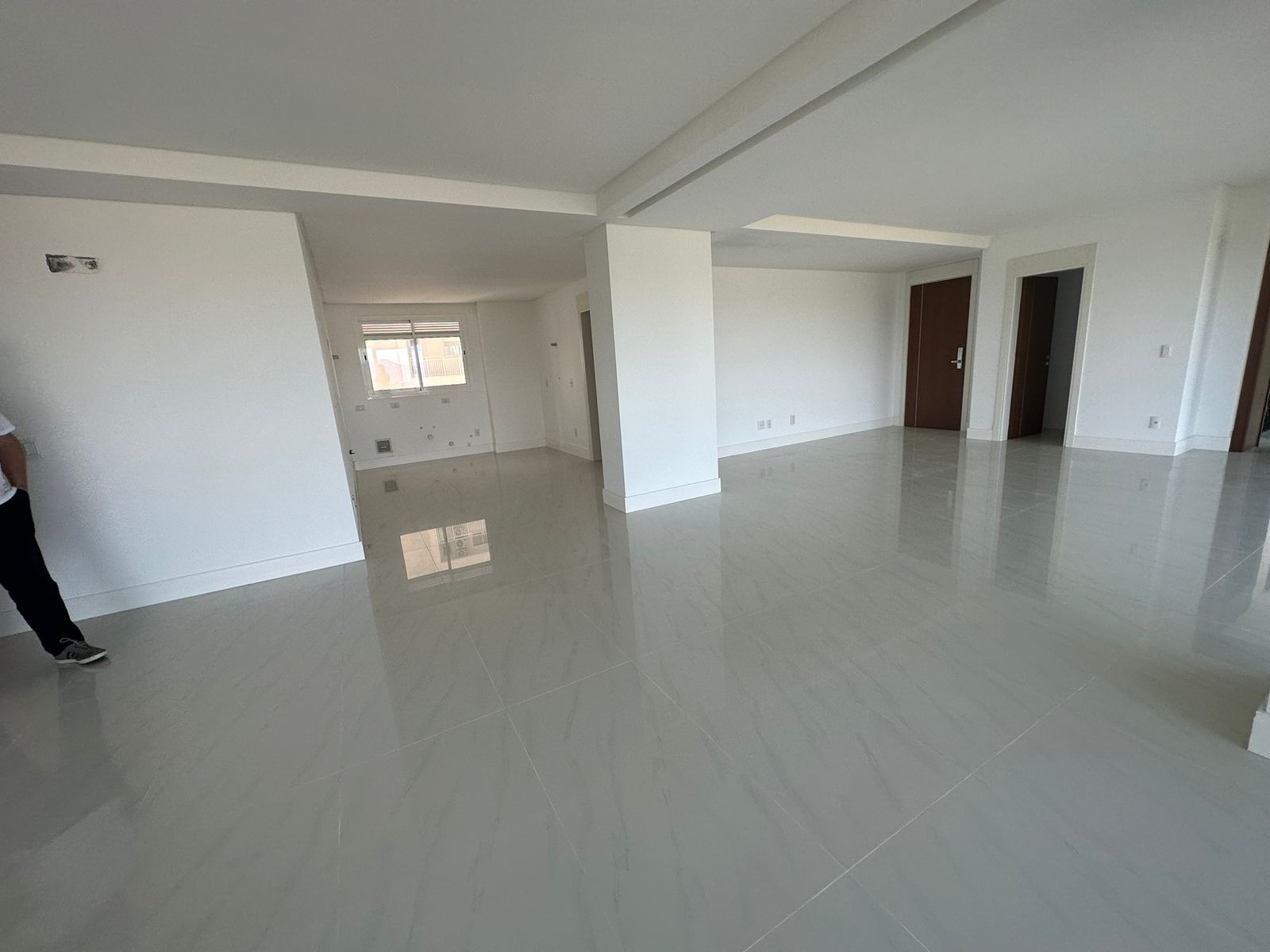 Apartamento à venda com 3 quartos, 186m² - Foto 6