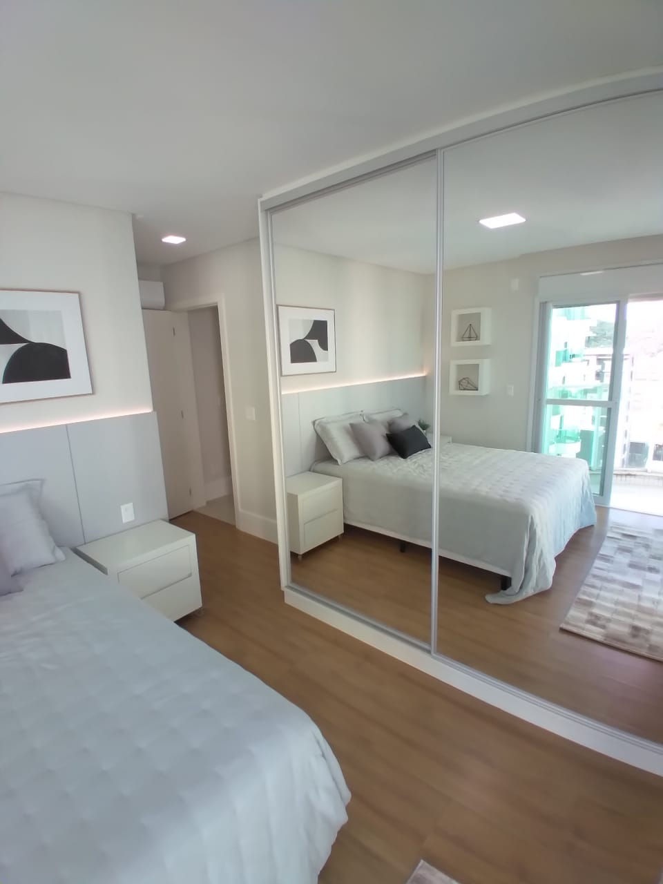 Apartamento à venda com 3 quartos, 153m² - Foto 13