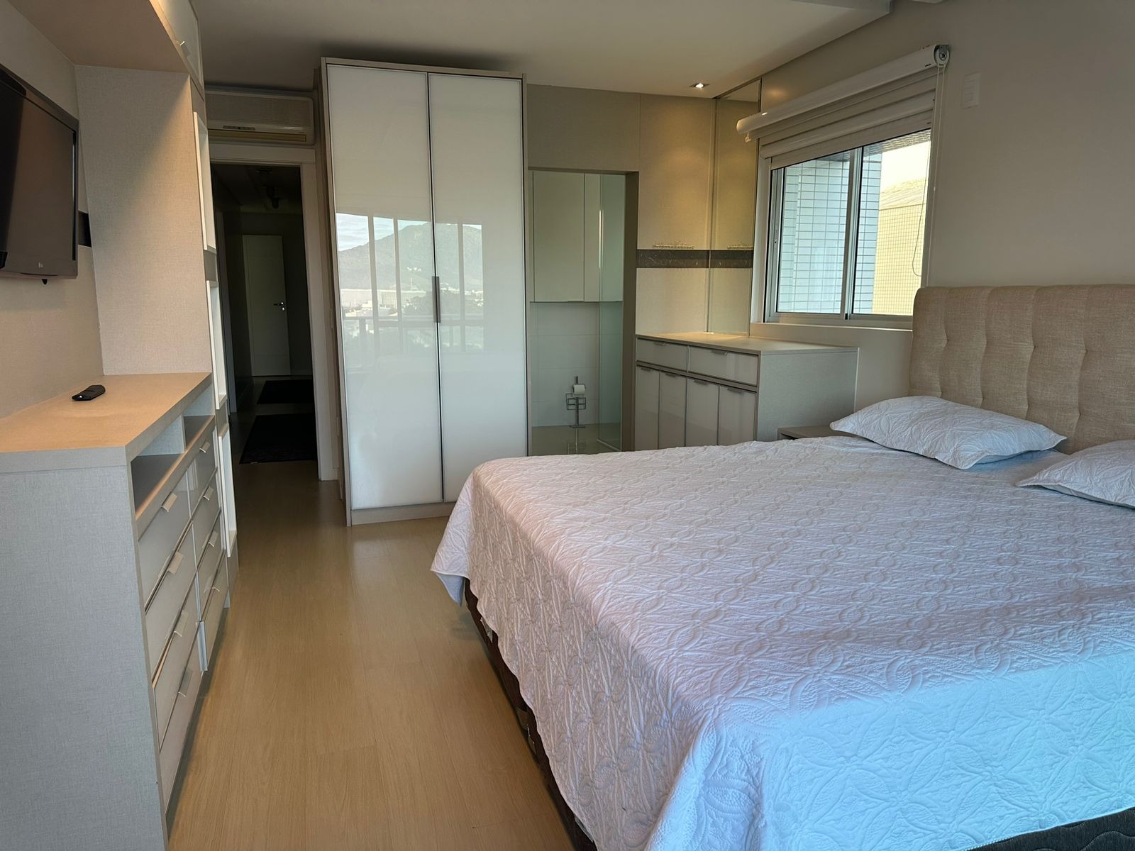 Apartamento à venda e aluguel com 3 quartos, 230m² - Foto 19