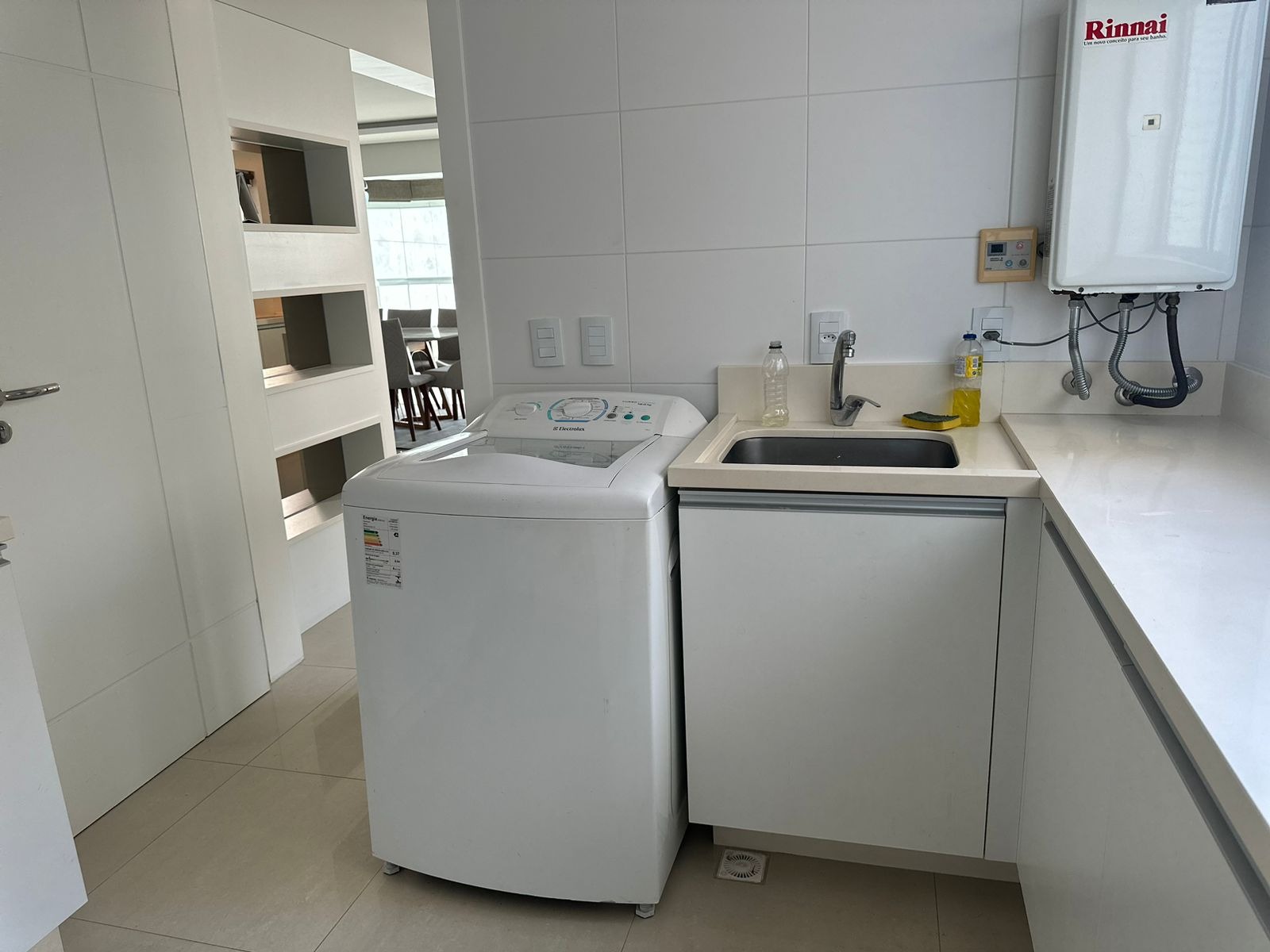 Apartamento à venda e aluguel com 3 quartos, 230m² - Foto 9