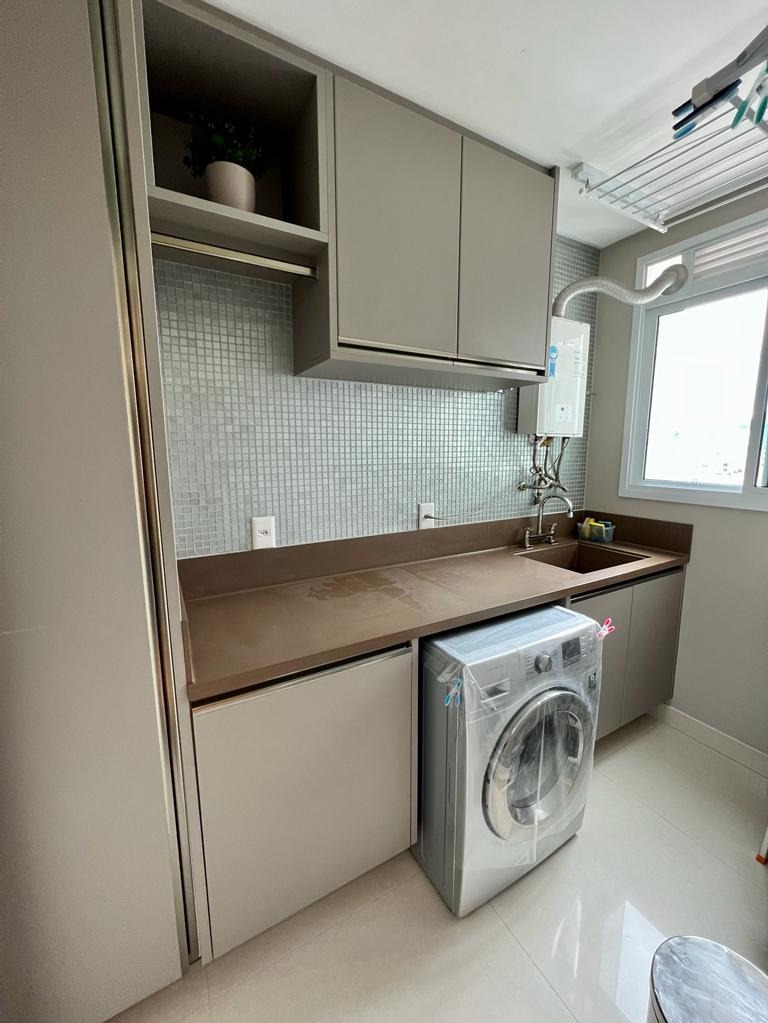 Apartamento à venda com 3 quartos, 170m² - Foto 20