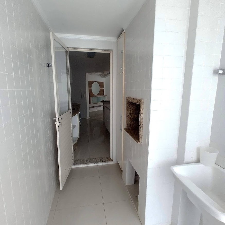 Apartamento à venda com 3 quartos, 105m² - Foto 6