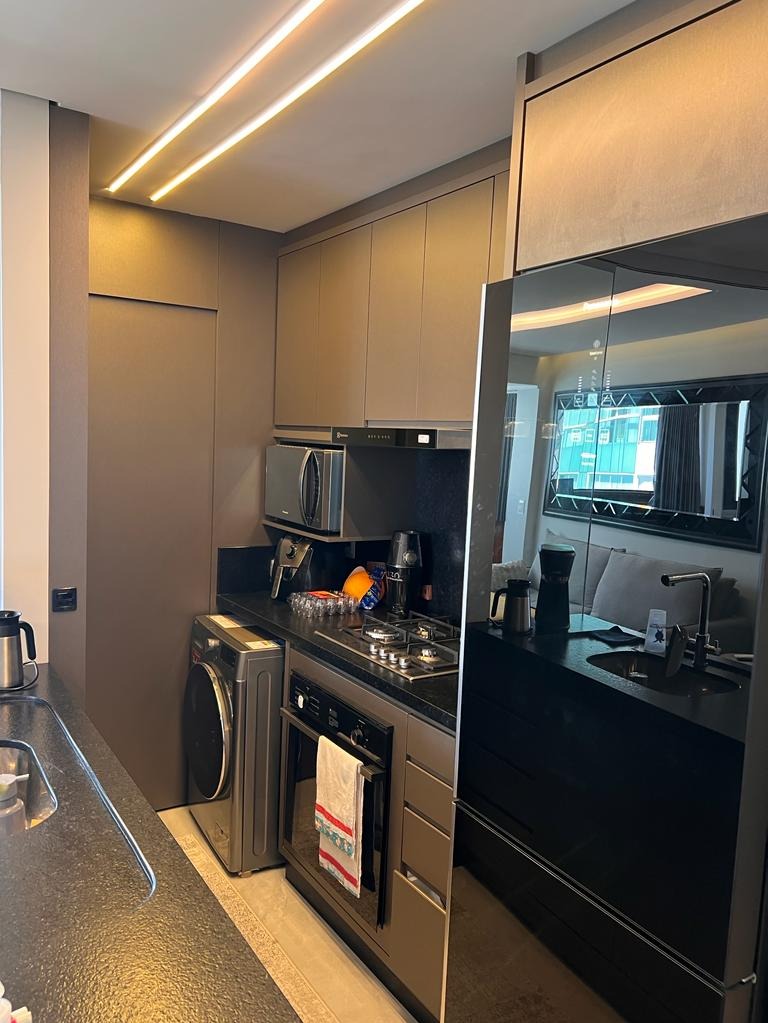 Apartamento à venda com 2 quartos, 70m² - Foto 9