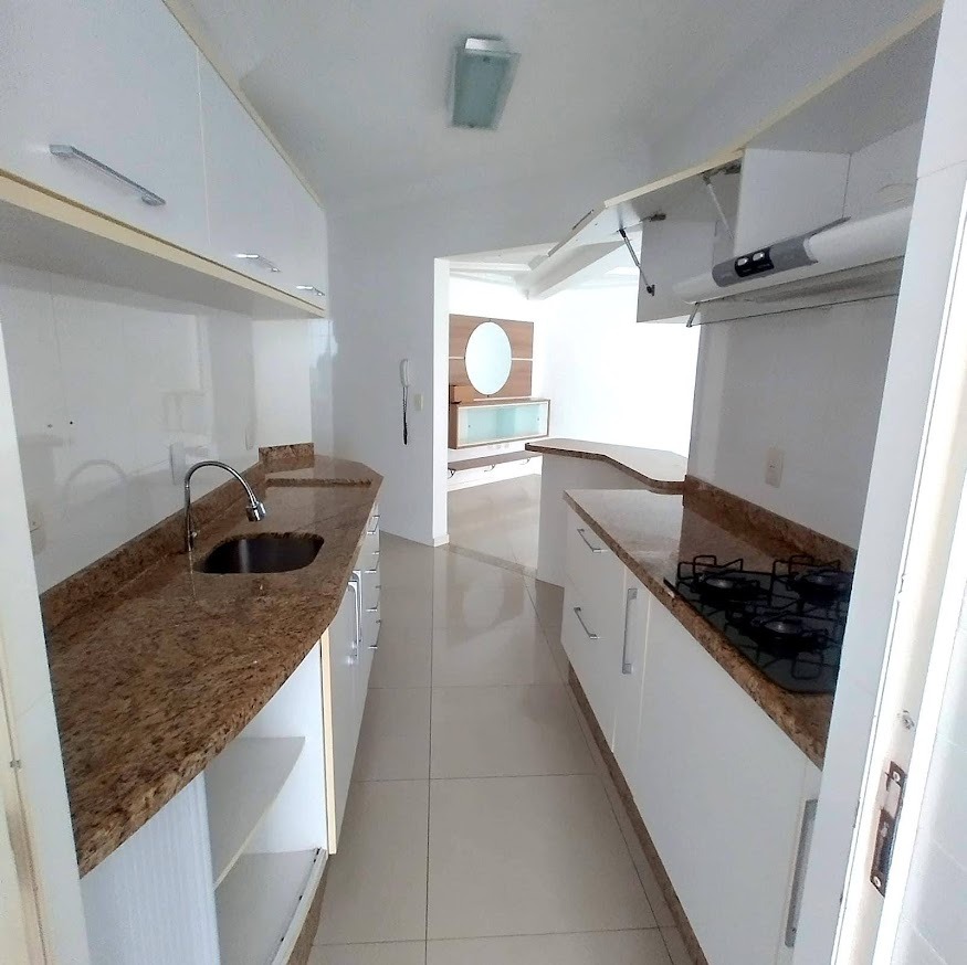 Apartamento à venda com 3 quartos, 105m² - Foto 5