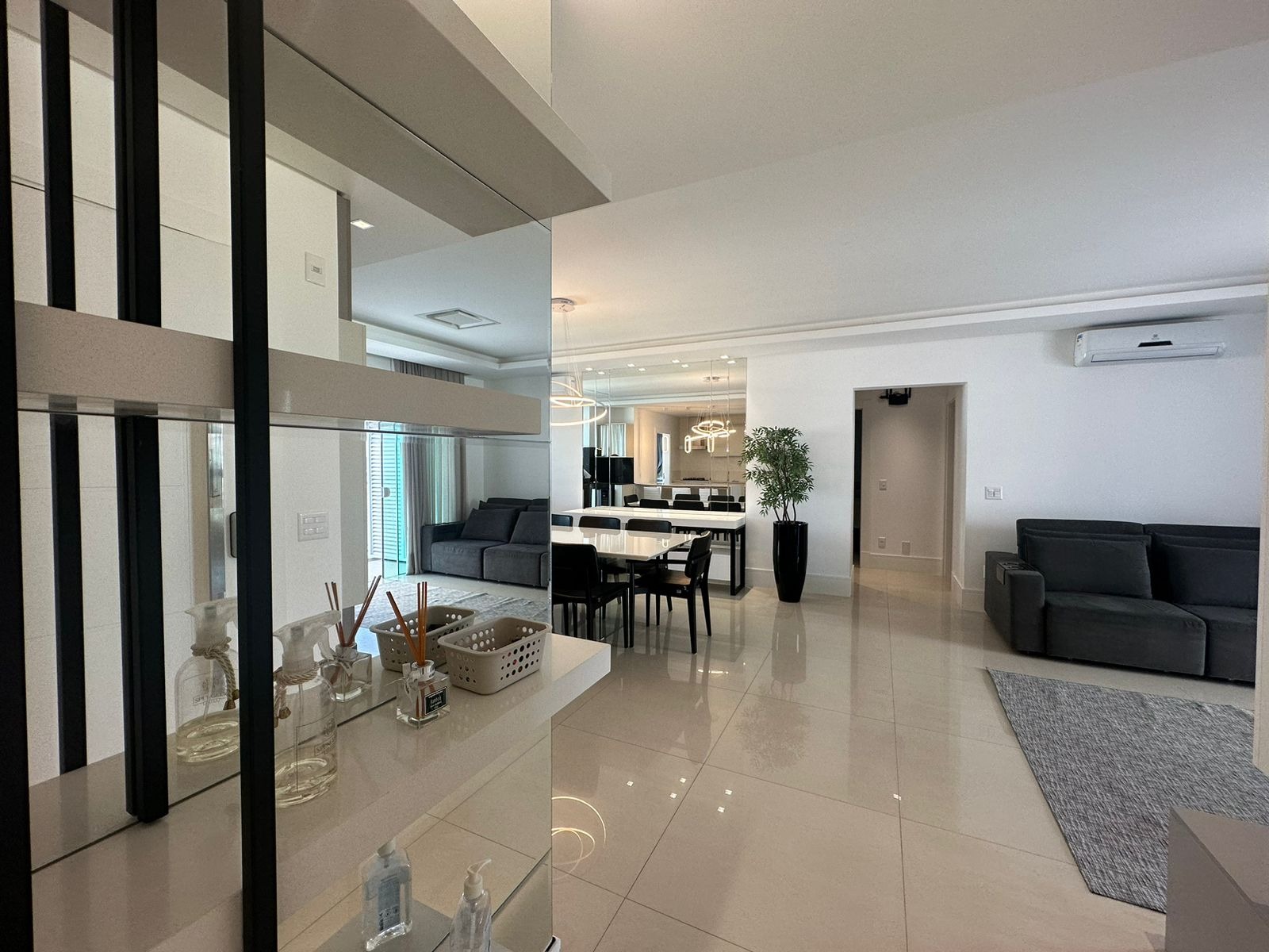 Apartamento à venda com 3 quartos, 137m² - Foto 7