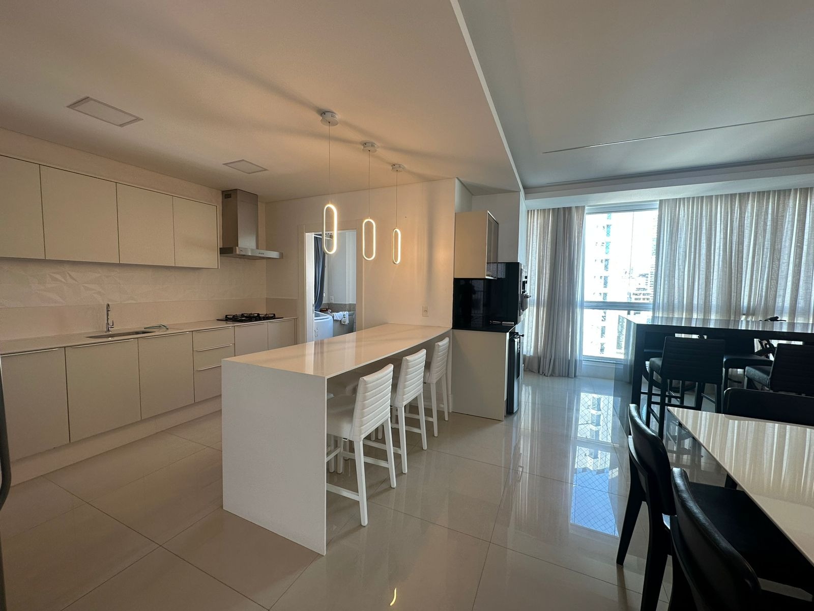 Apartamento à venda com 3 quartos, 137m² - Foto 6