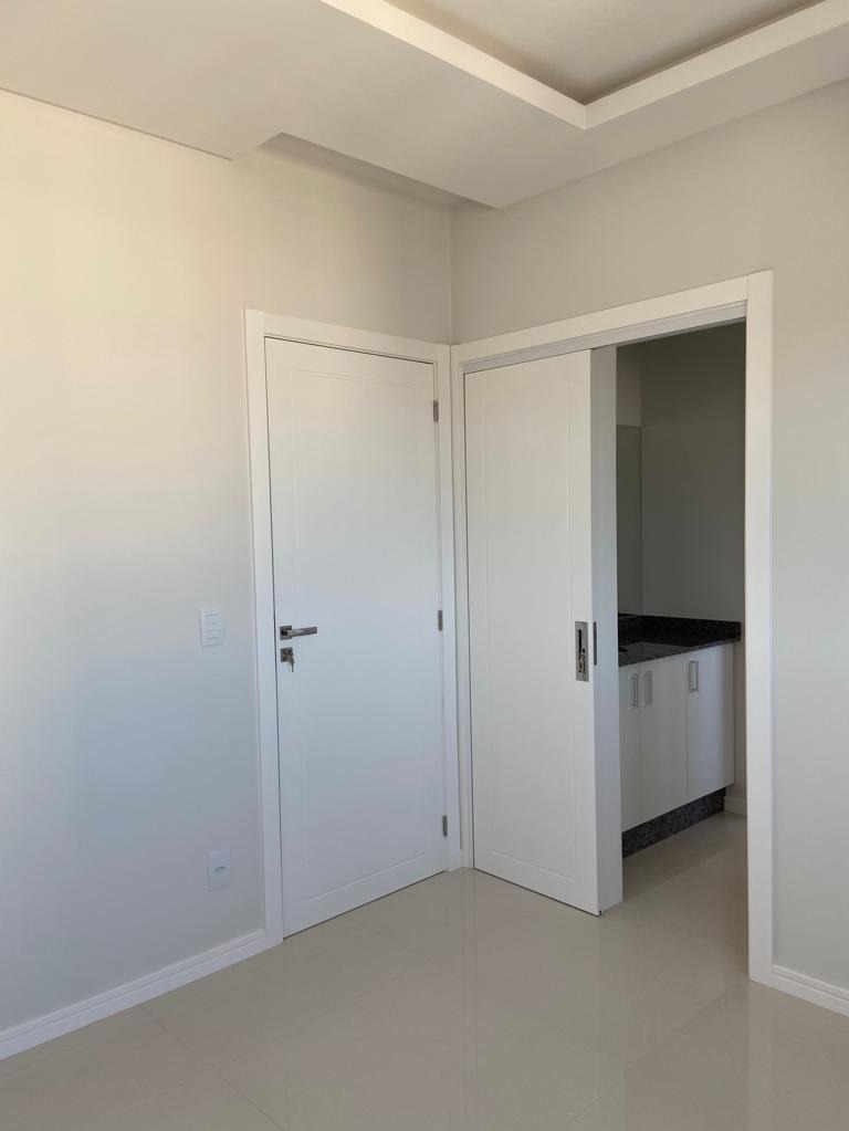 Apartamento à venda com 4 quartos, 150m² - Foto 5