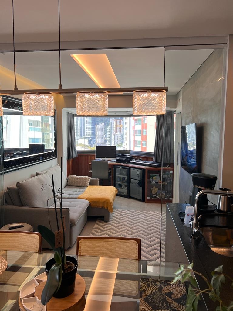 Apartamento à venda com 2 quartos, 70m² - Foto 6