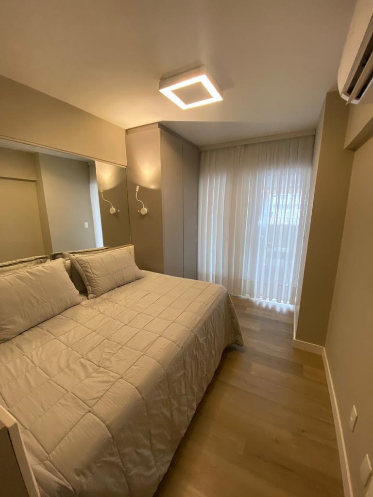 Apartamento à venda com 4 quartos, 175m² - Foto 11