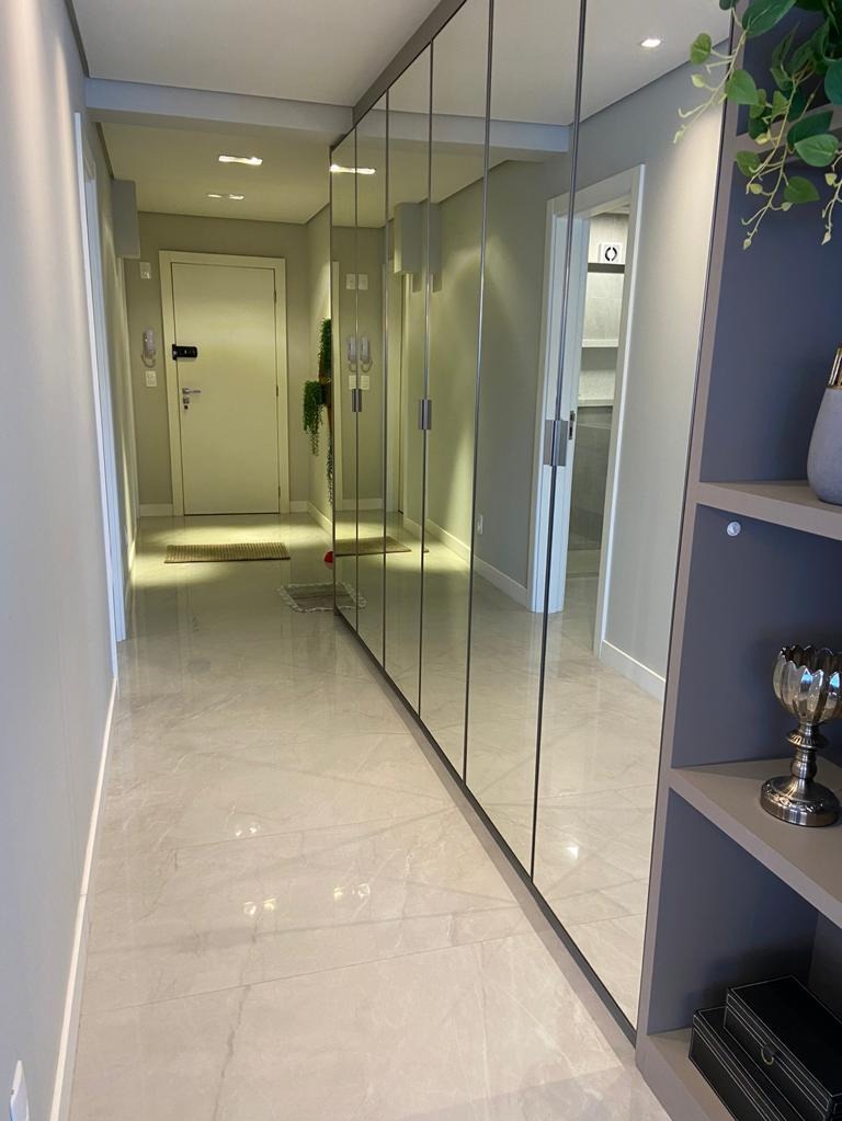 Apartamento à venda com 4 quartos, 175m² - Foto 14