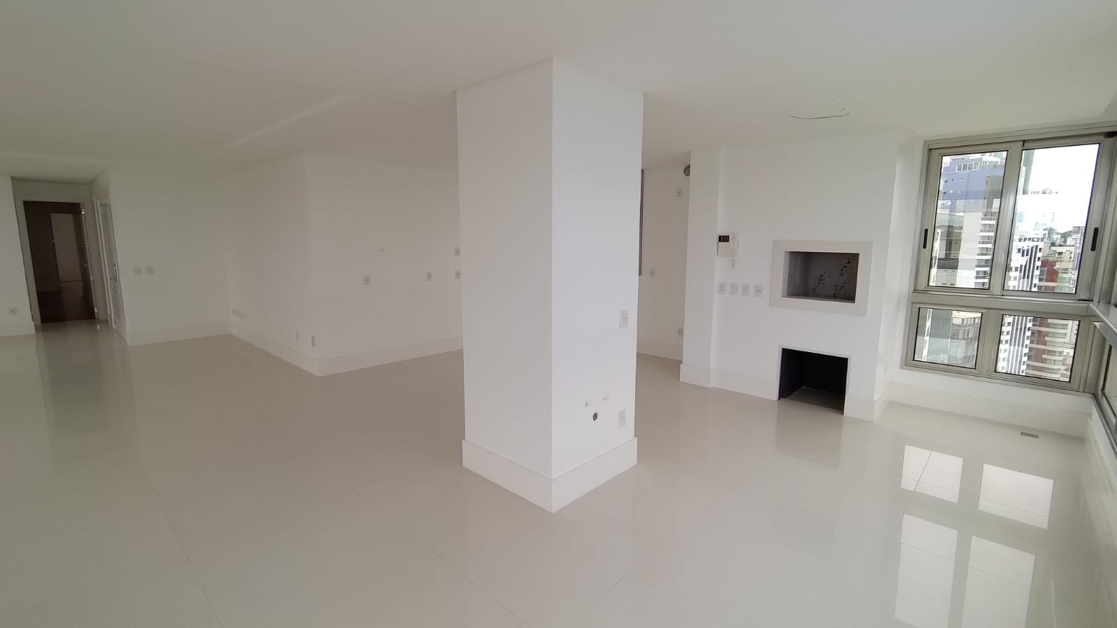 Apartamento à venda com 4 quartos, 213m² - Foto 6