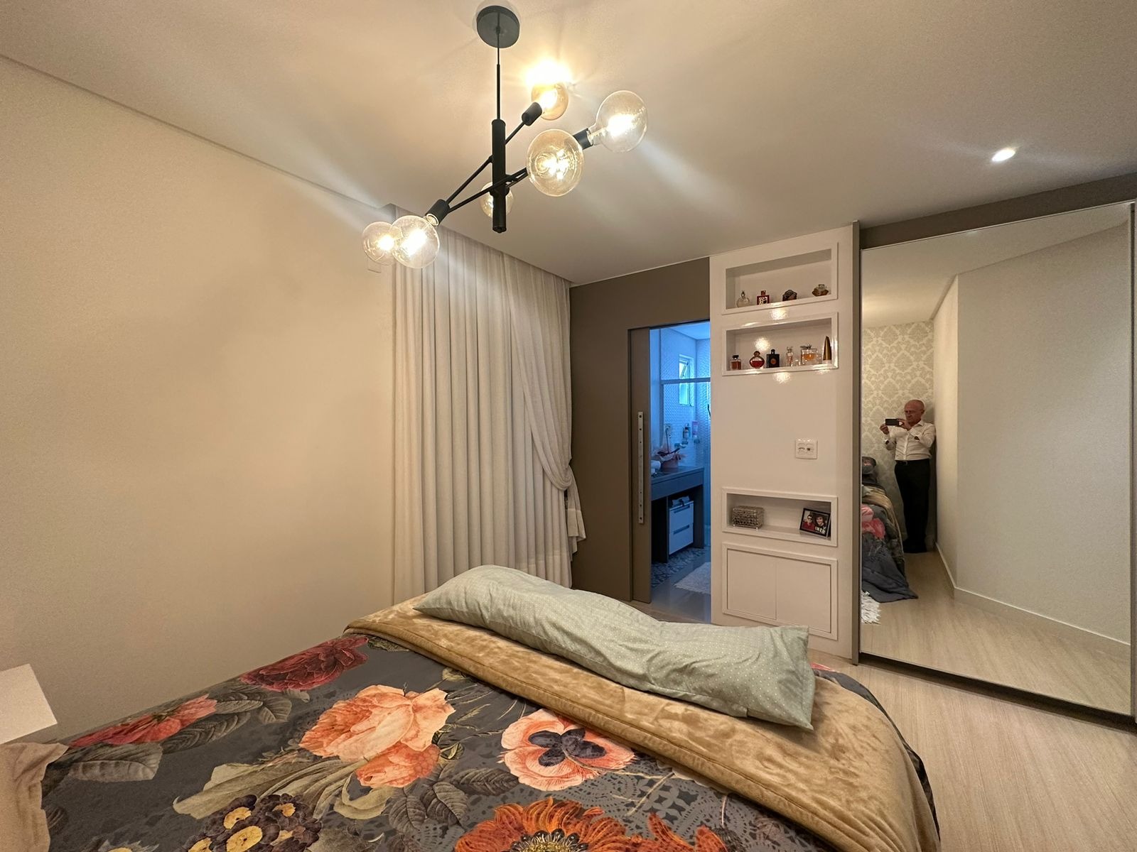 Apartamento à venda com 3 quartos, 137m² - Foto 18