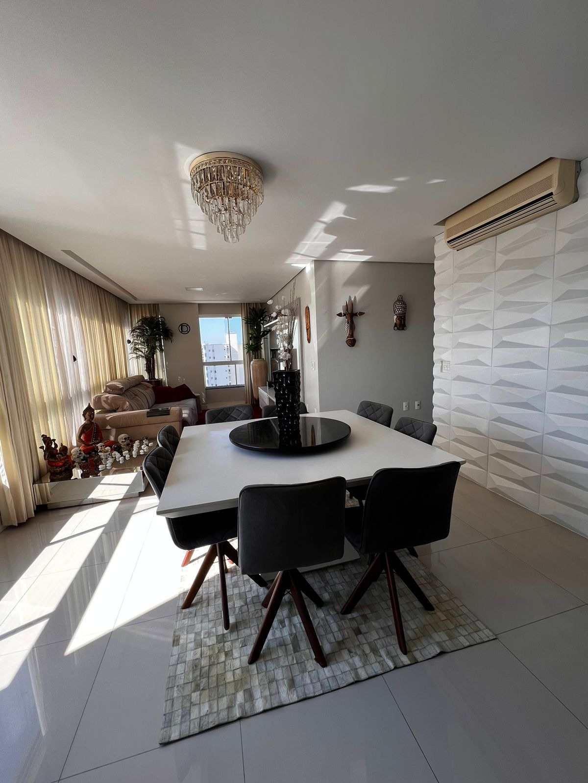 Apartamento à venda com 3 quartos, 118m² - Foto 1