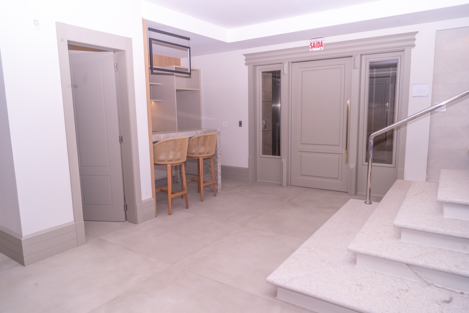 Apartamento à venda com 3 quartos, 119m² - Foto 17