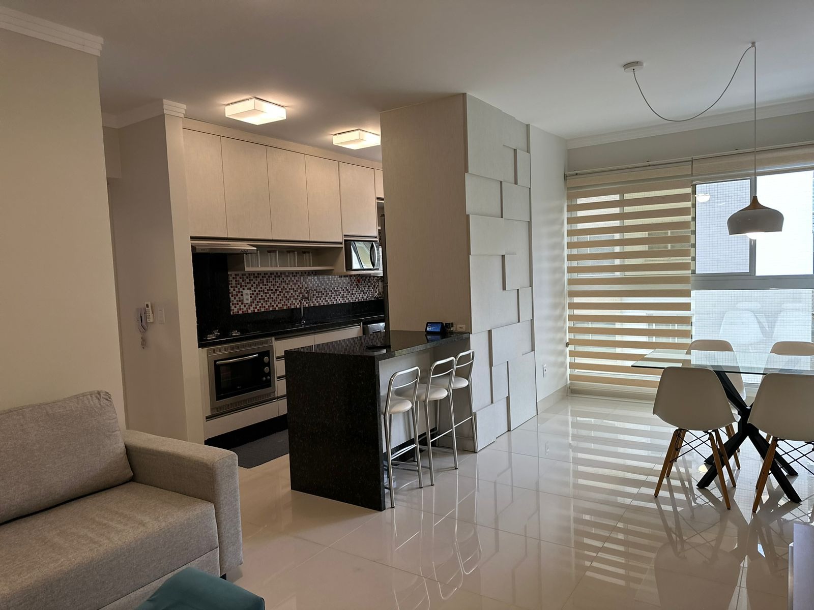 Apartamento para alugar com 2 quartos, 65m² - Foto 1