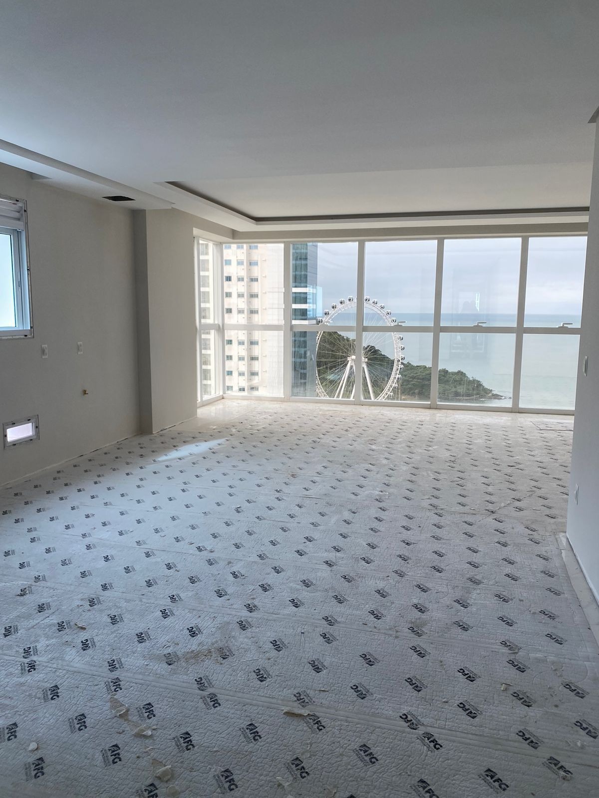 Apartamento à venda com 4 quartos, 151m² - Foto 6