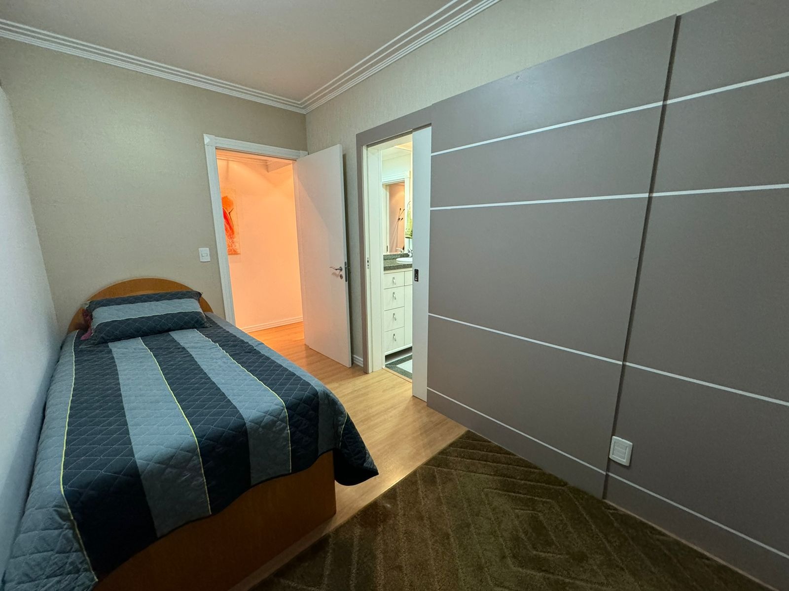 Apartamento à venda com 3 quartos, 136m² - Foto 13