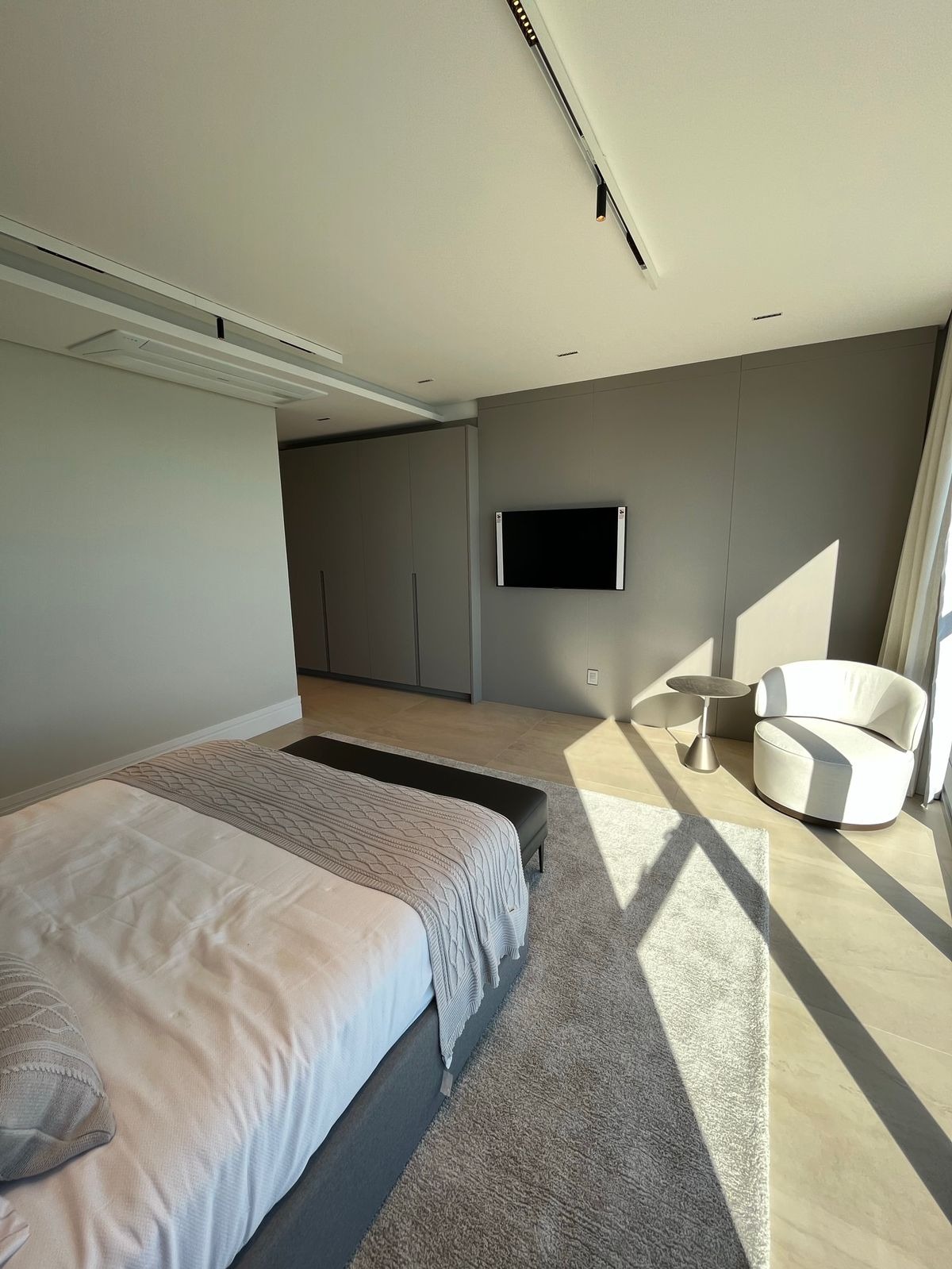 Apartamento à venda com 4 quartos, 230m² - Foto 9