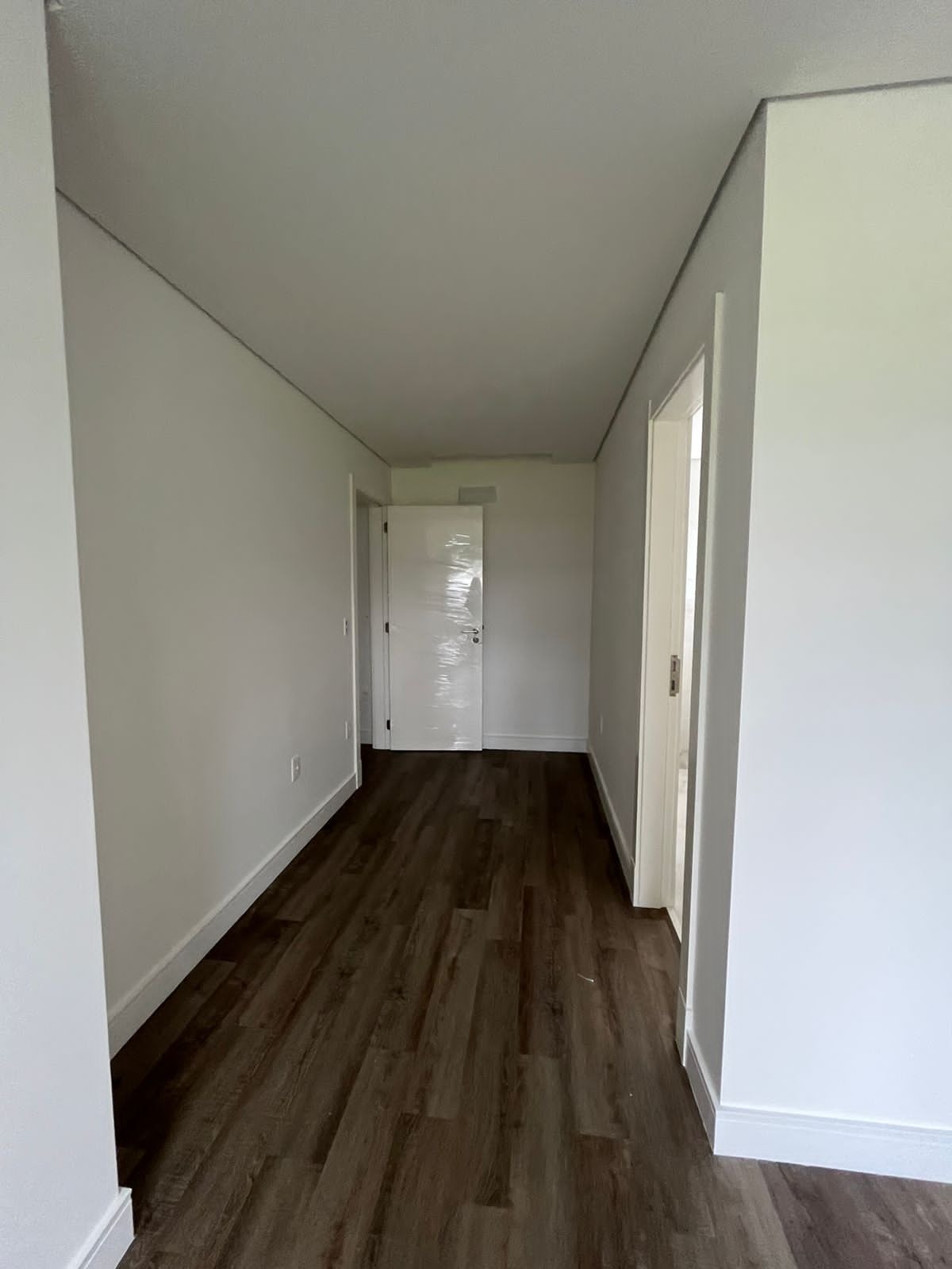 Apartamento à venda com 3 quartos, 187m² - Foto 11