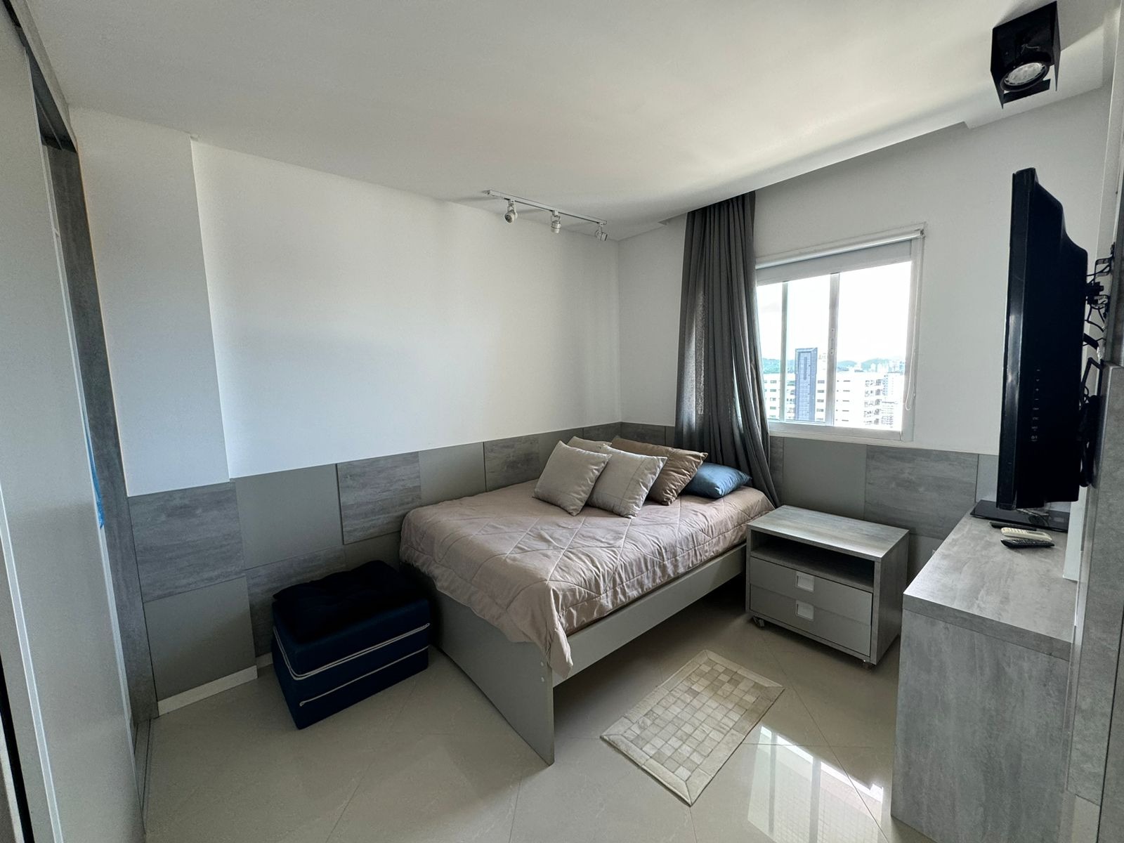 Apartamento à venda com 3 quartos, 170m² - Foto 14