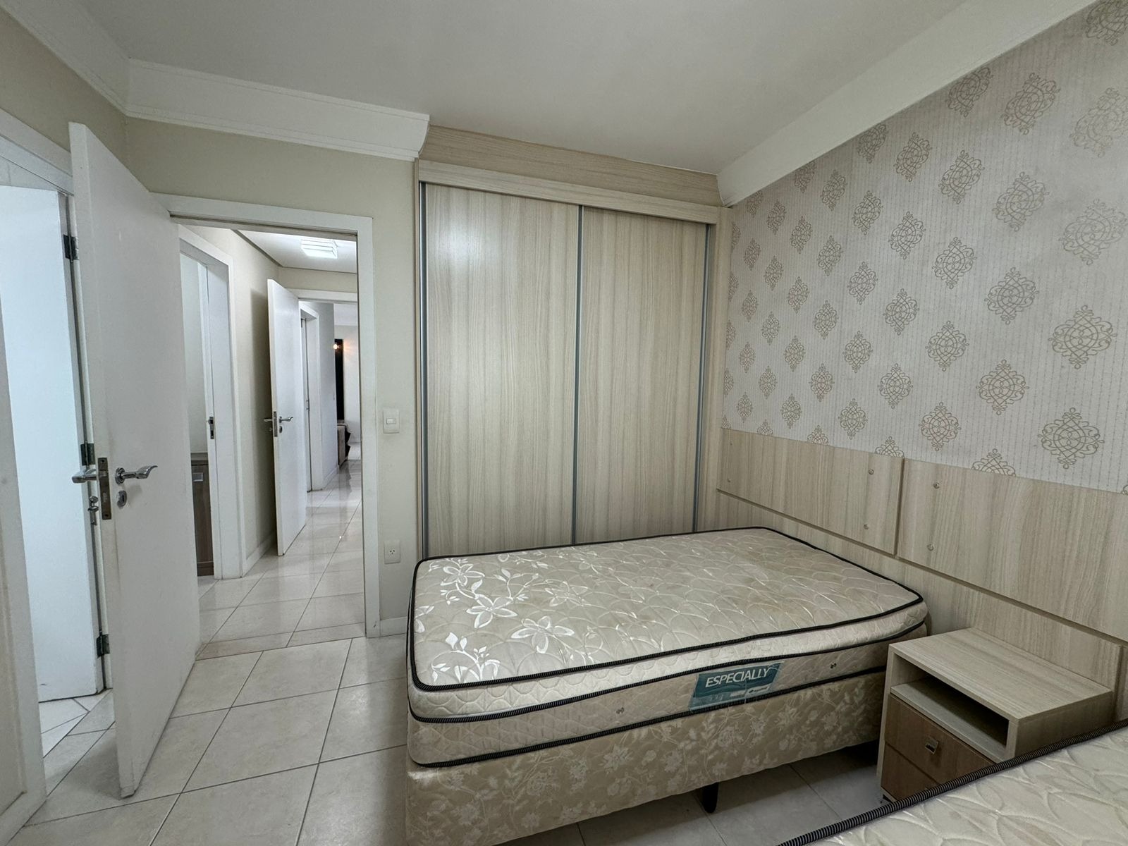 Apartamento para alugar com 3 quartos, 120m² - Foto 14