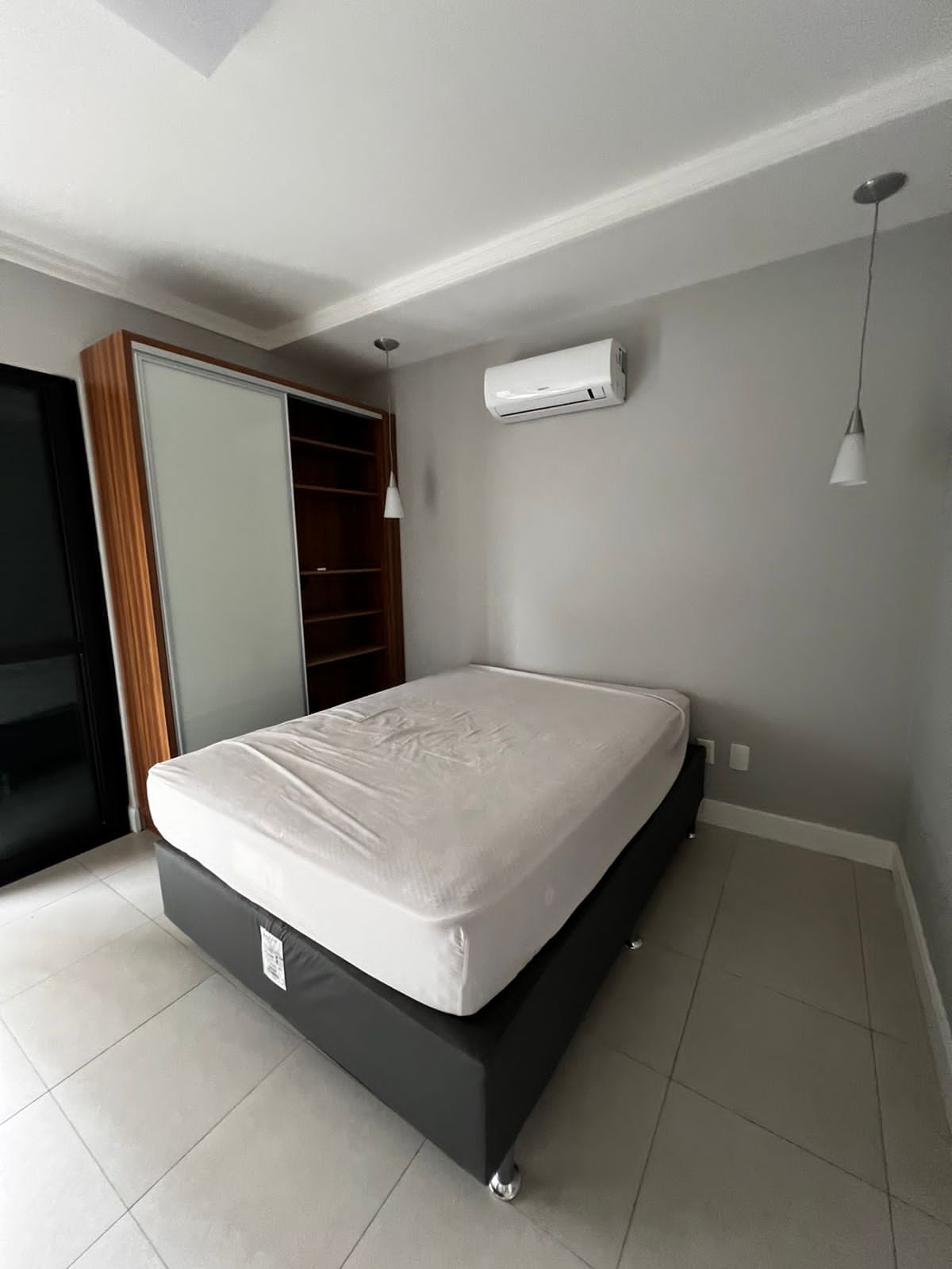 Apartamento para alugar com 3 quartos, 500m² - Foto 11