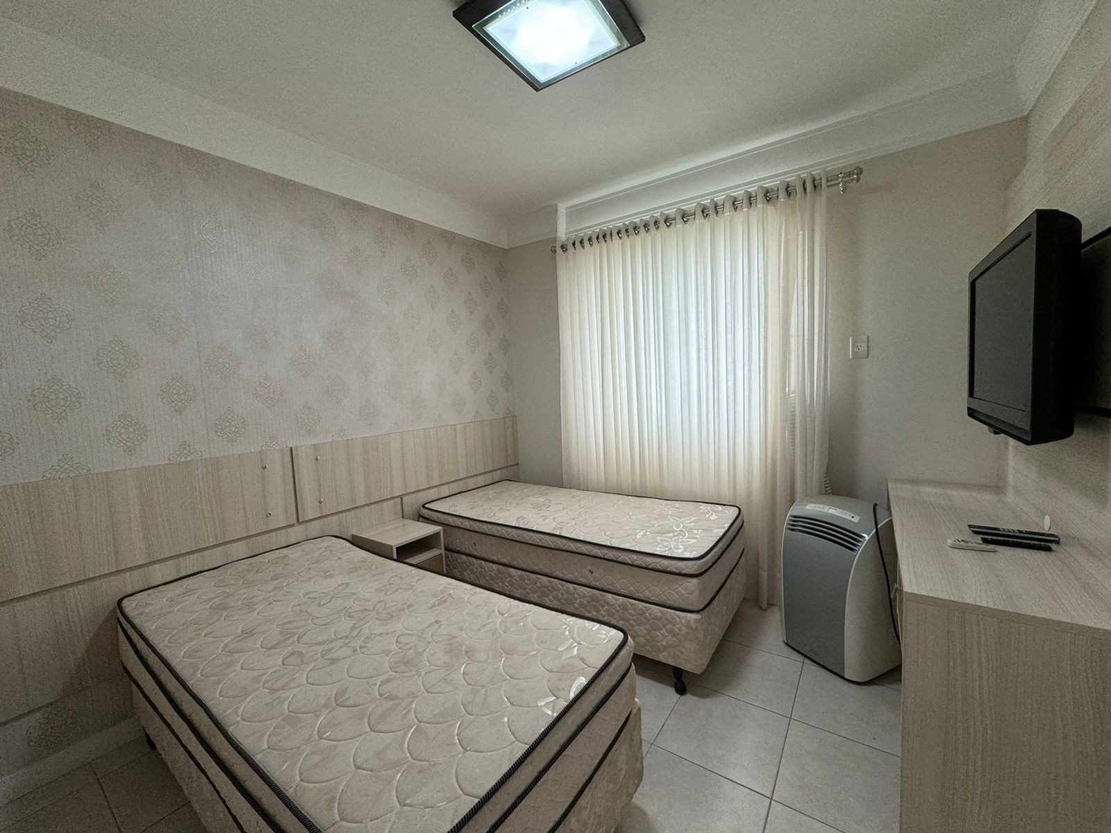 Apartamento para alugar com 3 quartos, 120m² - Foto 16