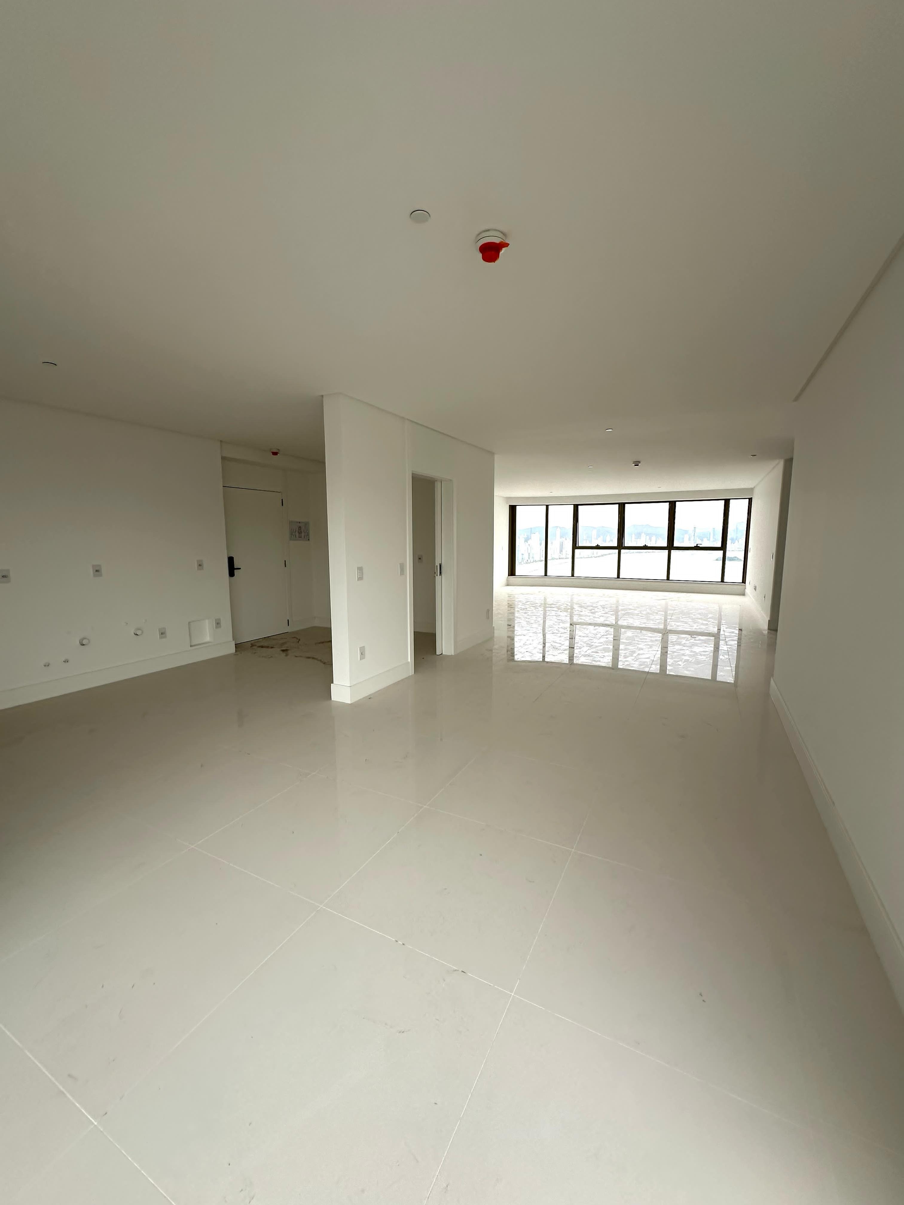 Apartamento à venda com 4 quartos, 265m² - Foto 8