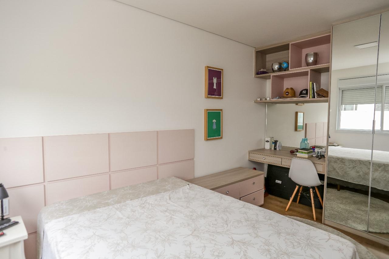 Apartamento à venda com 3 quartos, 200m² - Foto 18