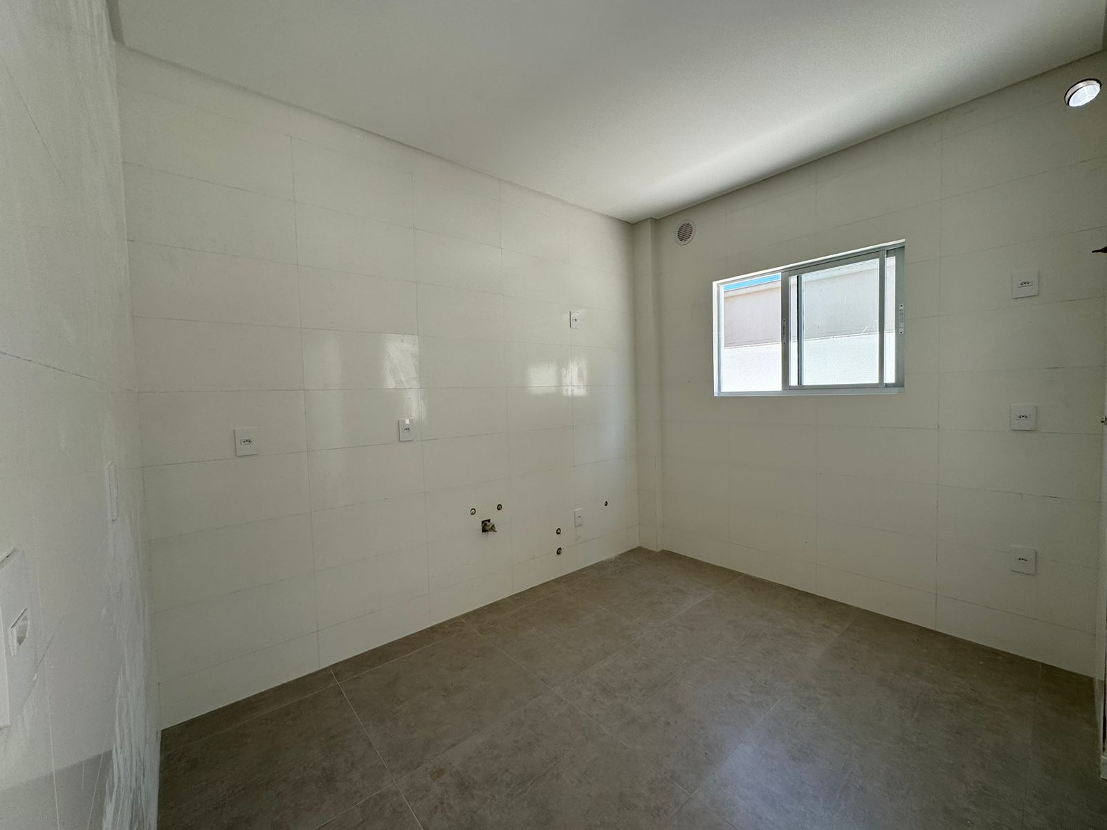 Apartamento à venda com 2 quartos, 140m² - Foto 3