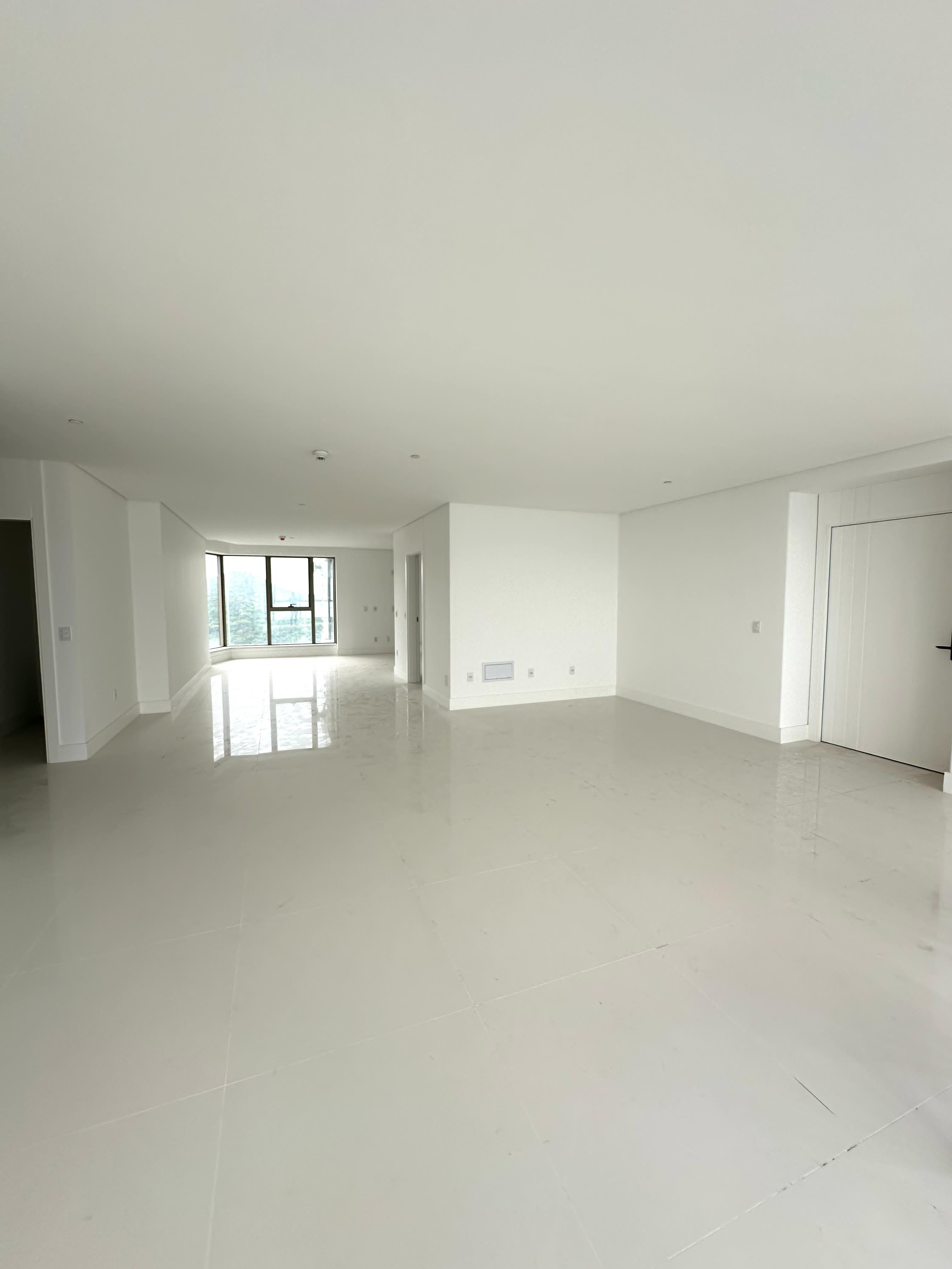 Apartamento à venda com 4 quartos, 265m² - Foto 5