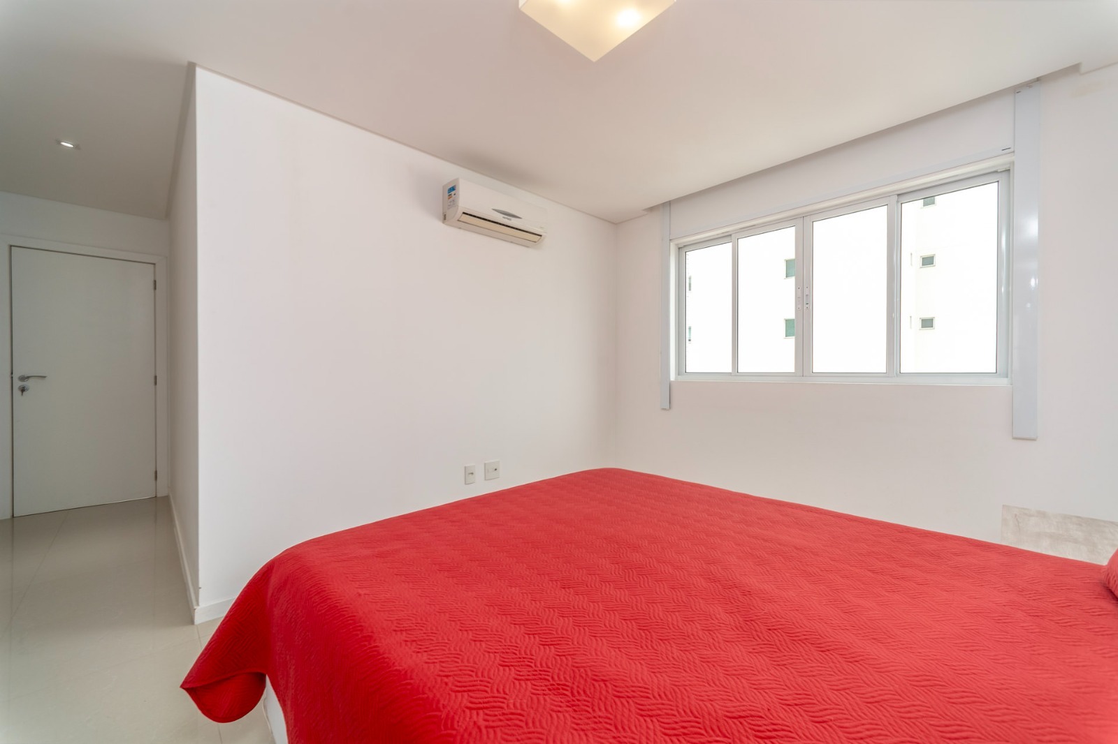 Apartamento à venda com 3 quartos, 130m² - Foto 20