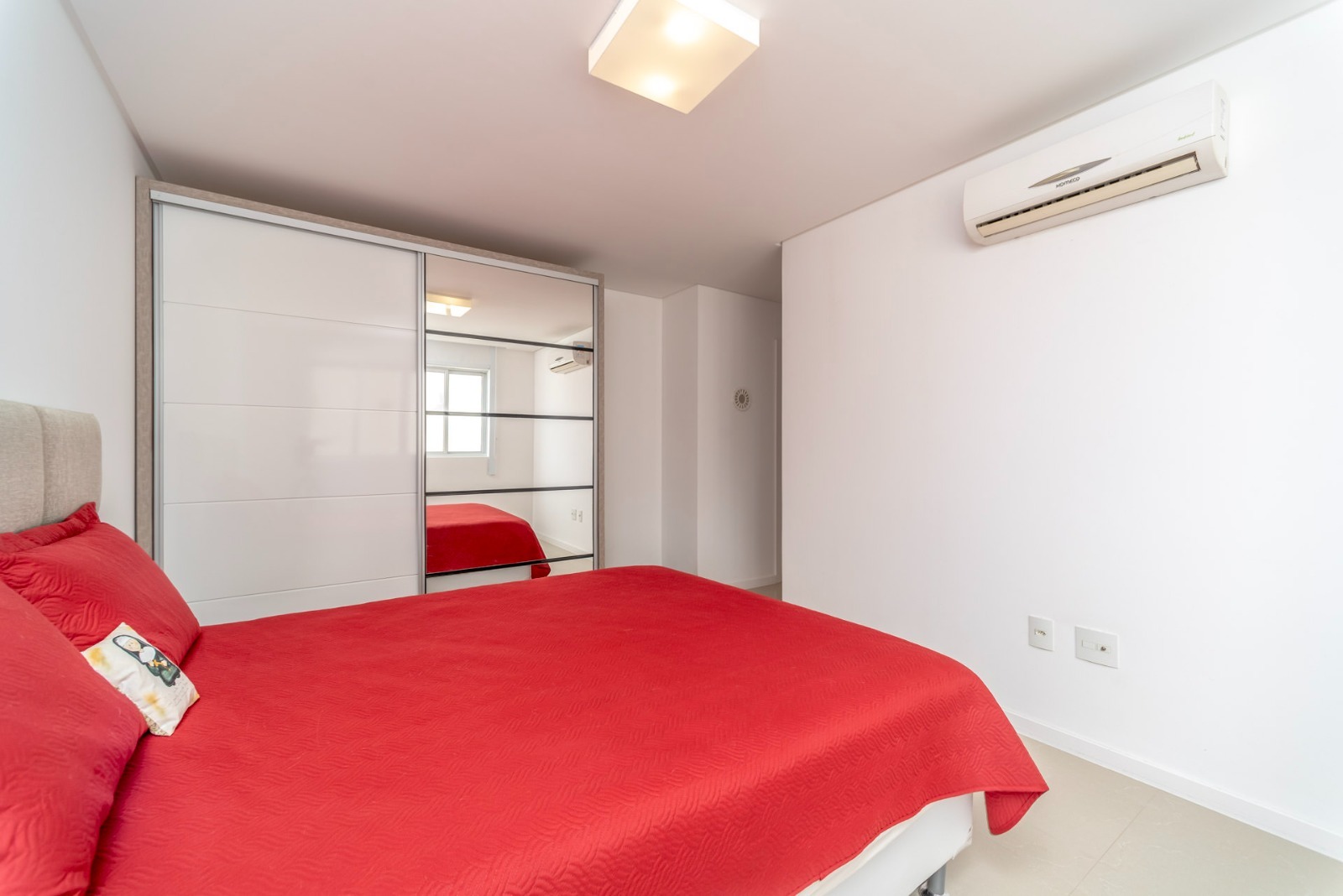 Apartamento à venda com 3 quartos, 130m² - Foto 19