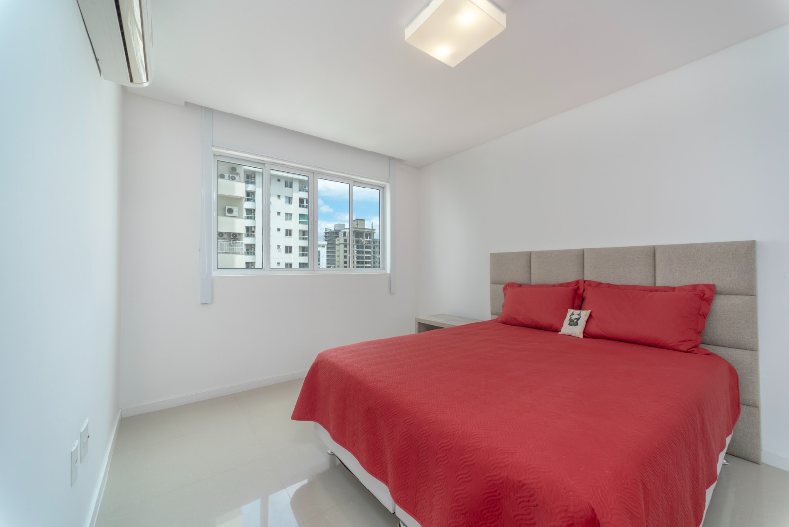 Apartamento à venda com 3 quartos, 130m² - Foto 18